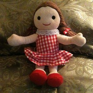 Meet your Posher, Dolly